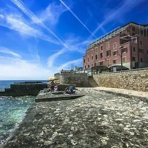 3* Gasthuis Rotonda Novigrad